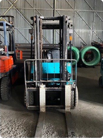 Forklift Sumitomo 8FB25 tampak depan